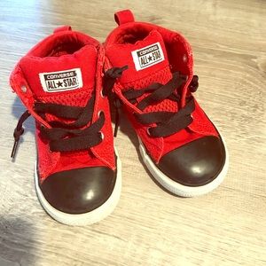 Boys Converse Size 9